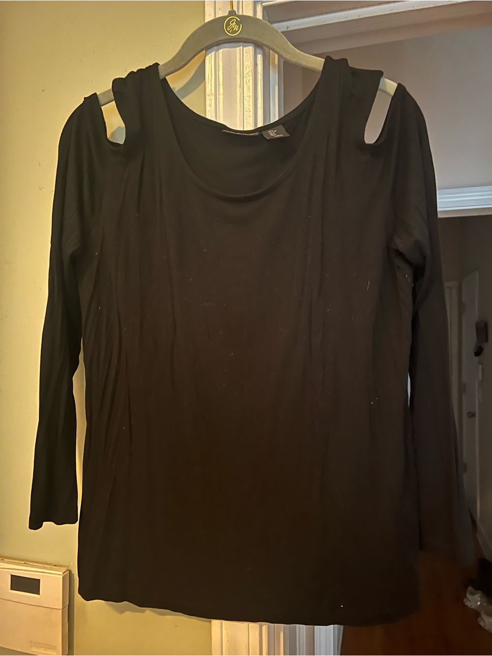 Tahari Black Cold-Shoulder Long Sleeve Top